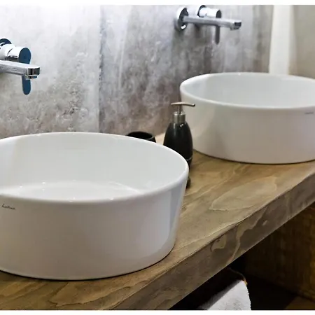 Boutique Mykonos Heated Hot-tub Wonderful Views Heart Agia Sofia * Mykonos Town
