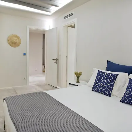Boutique Mykonos Heated Hot-tub Wonderful Views Heart Agia Sofia Villa